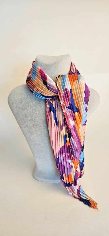 Neesa Marka Model Piliseli Fular Renkli