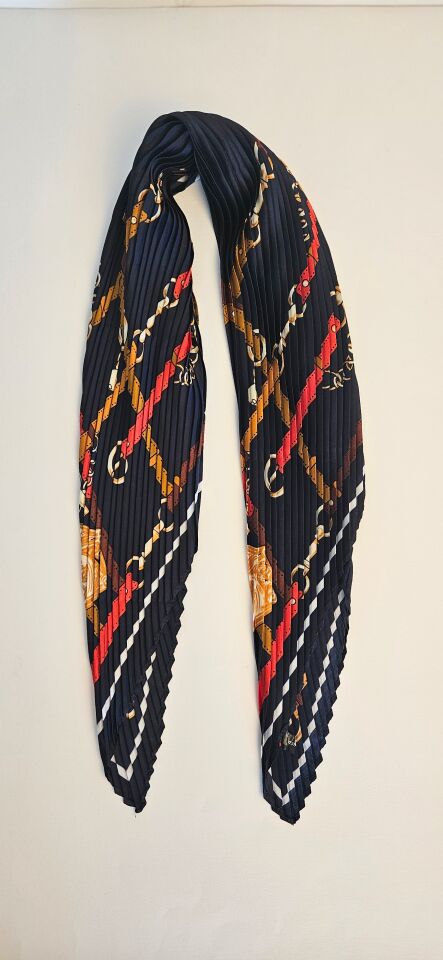 Neesa Marka Model Piliseli Fular Lacivert