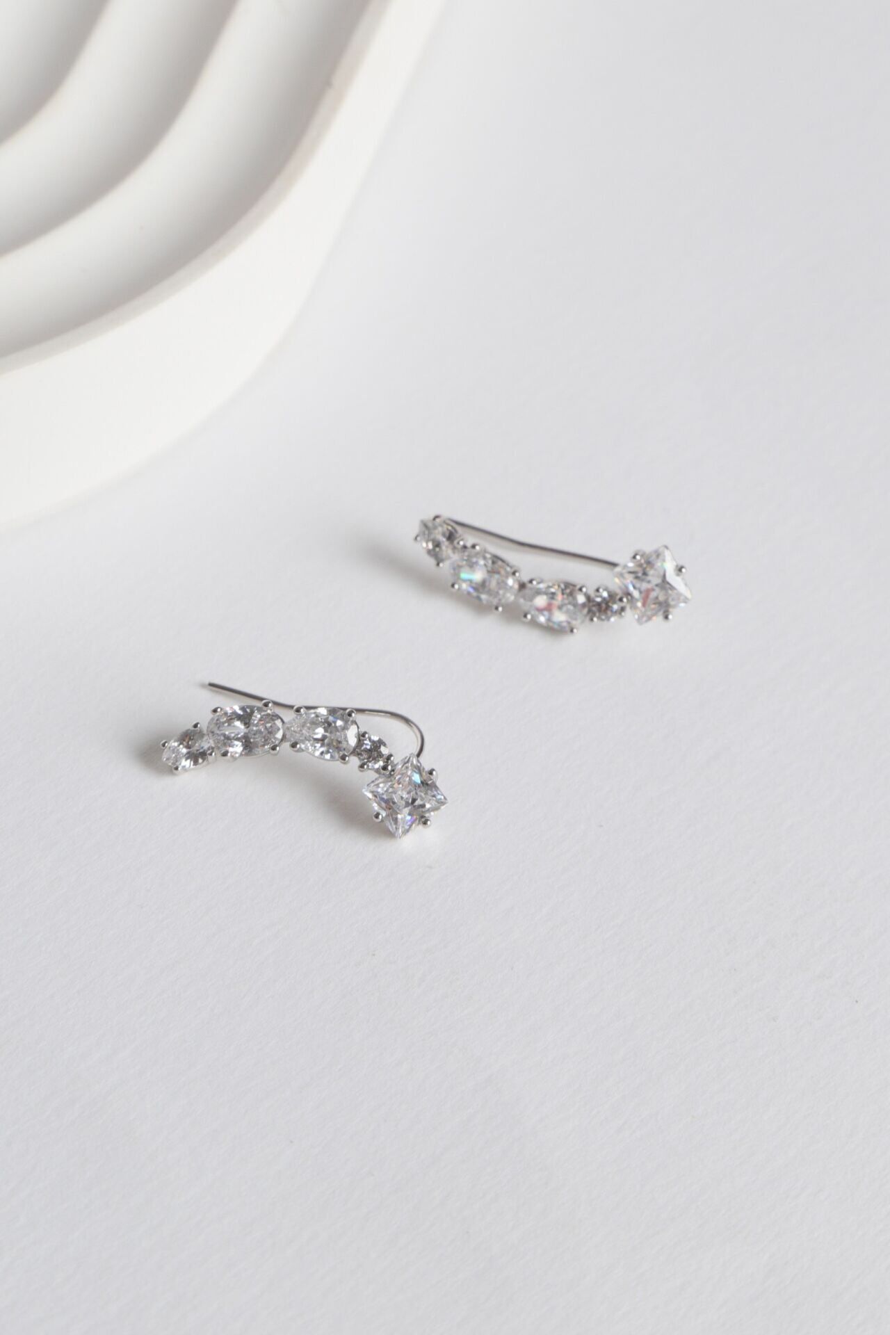 Neesa VIP Küpe KıkırdakGold Silver