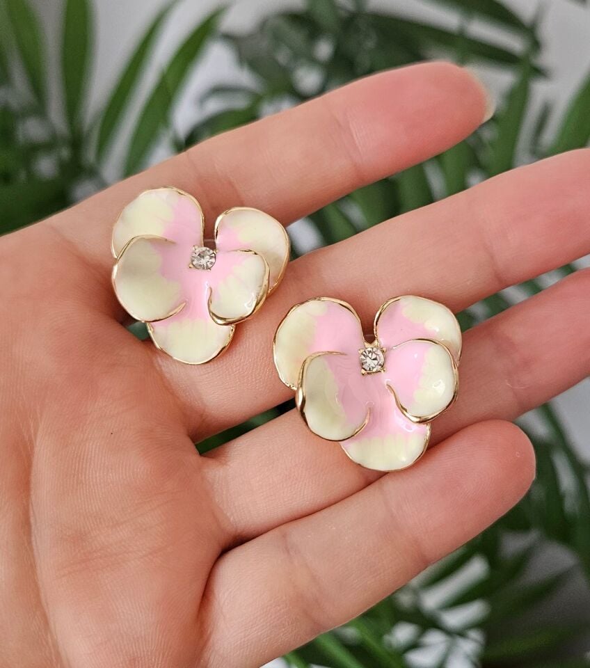 Neesa Çiçek Model Pembe Küpe