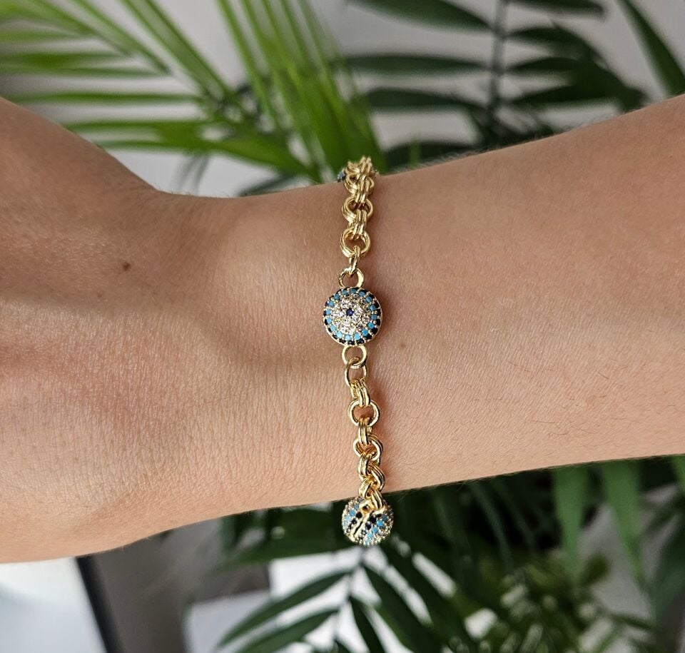 Neesa Nazar Bileklik