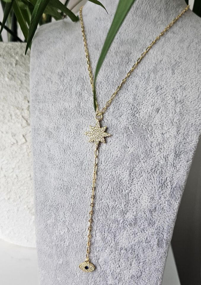 Neesa Nazar Y Dekolte Kolye