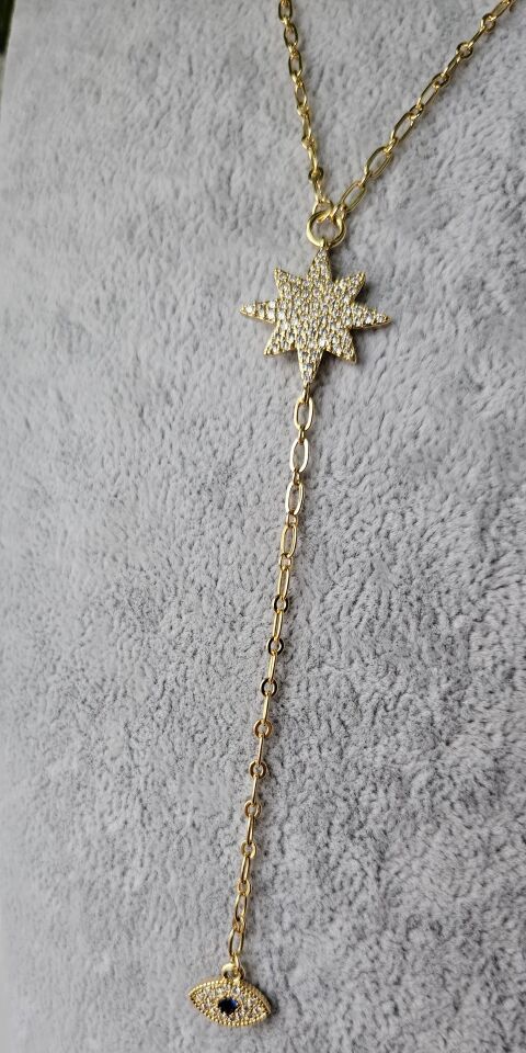 Neesa Nazar Y Dekolte Kolye