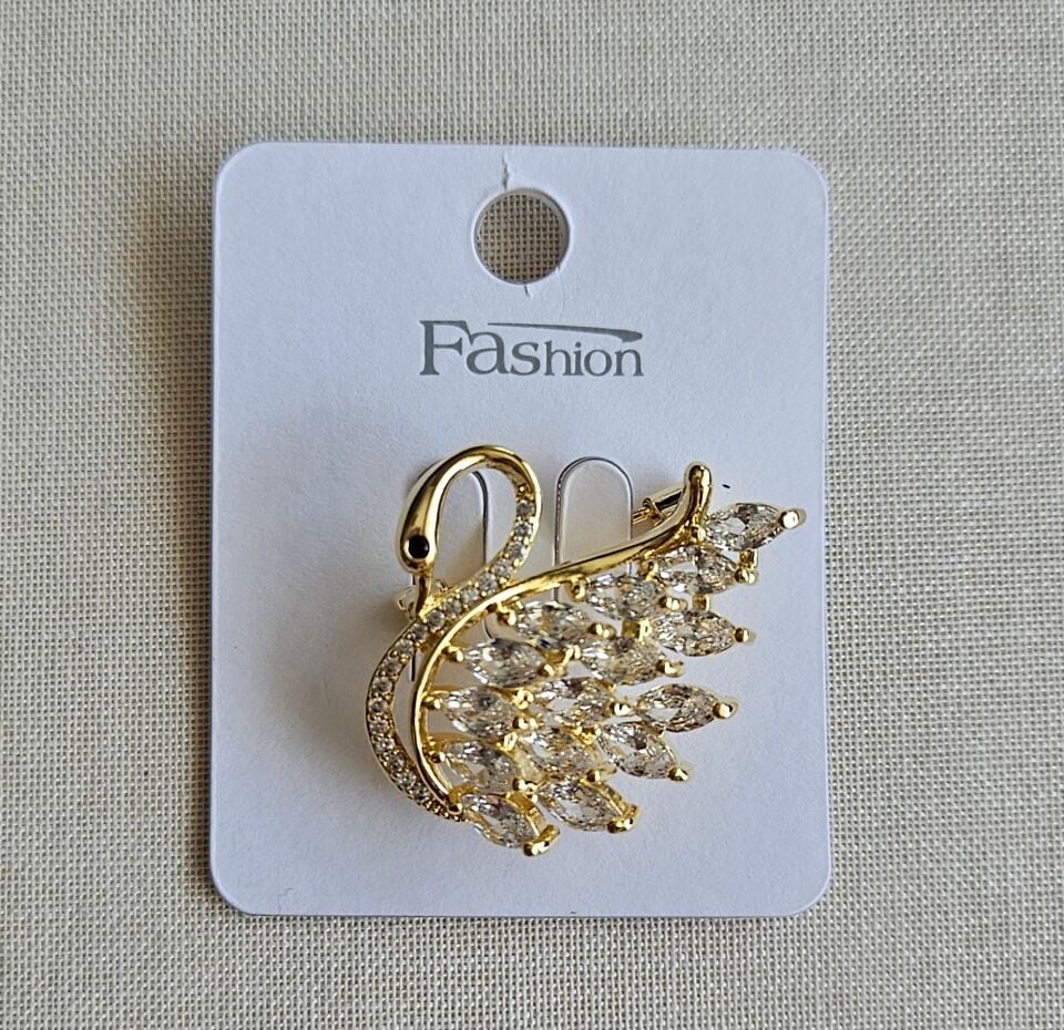 Neesa Kuğu Model Taşlı Gold Broş