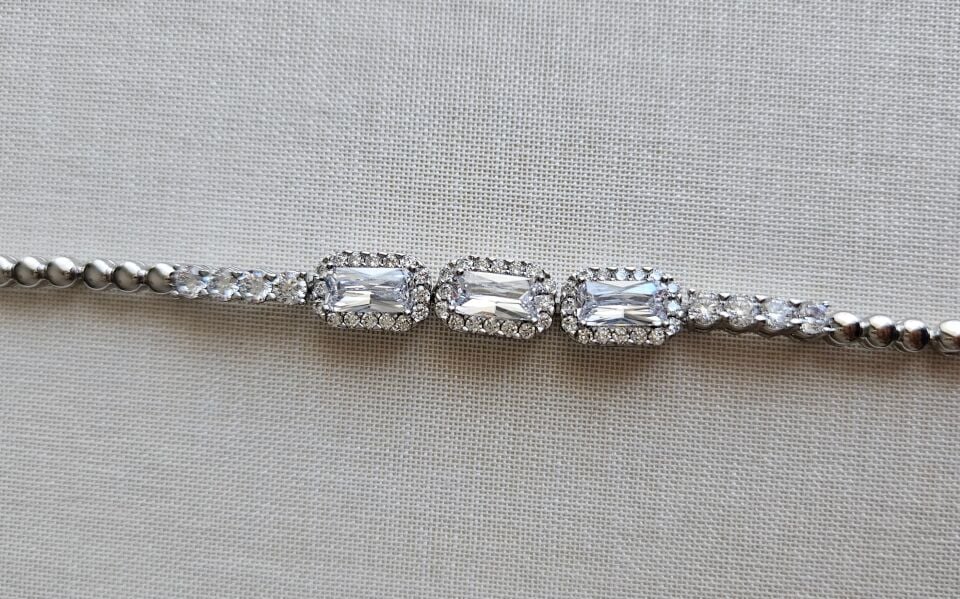 Neesa Vip Silver  Baget Taşlı Bileklik