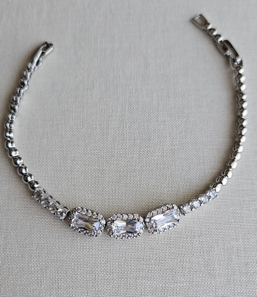 Neesa Vip Silver  Baget Taşlı Bileklik