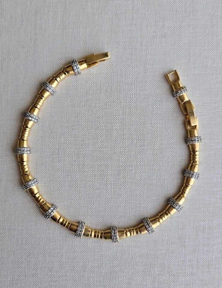 Neesa Özel Seri Marka Model Bileklik