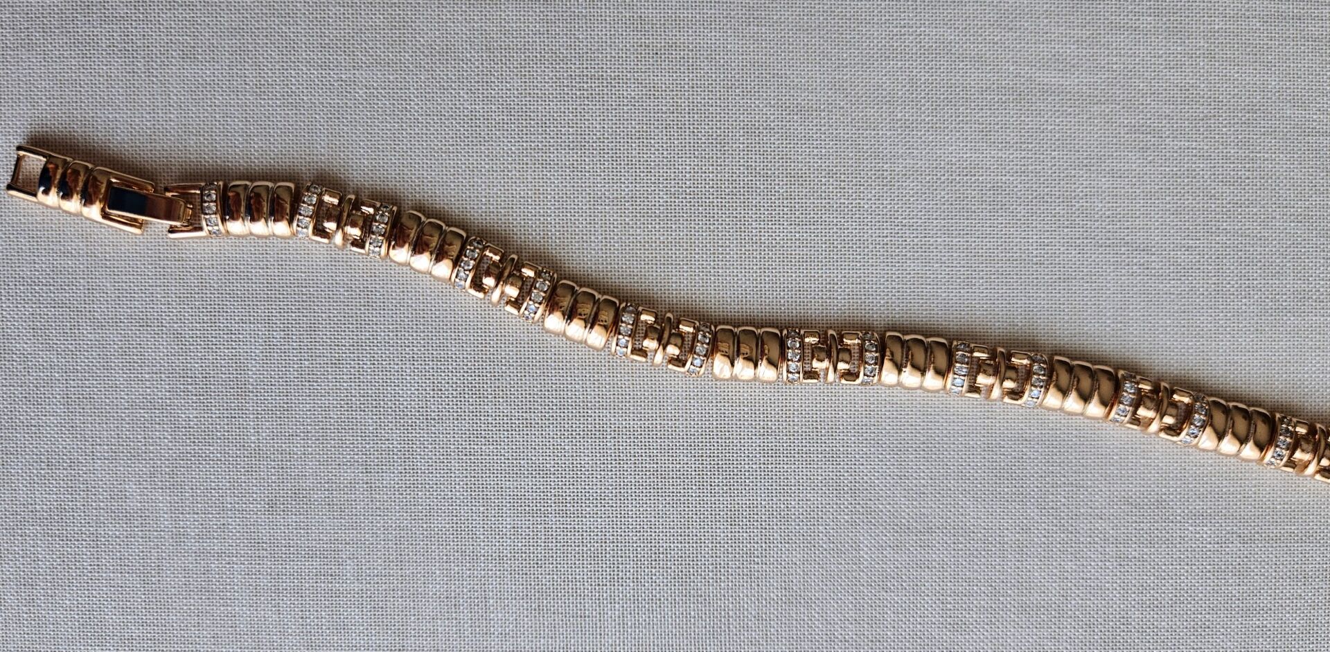 Neesa Vip Gold Taşlı Kuyumcu Model Bileklik