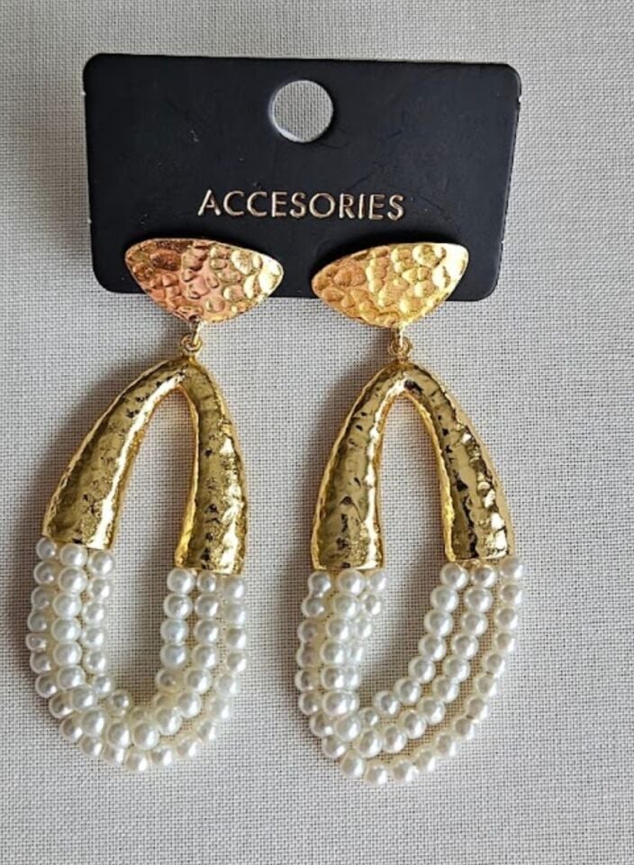 Neesa El İşçiliği Beyaz İnci Gold Küpe