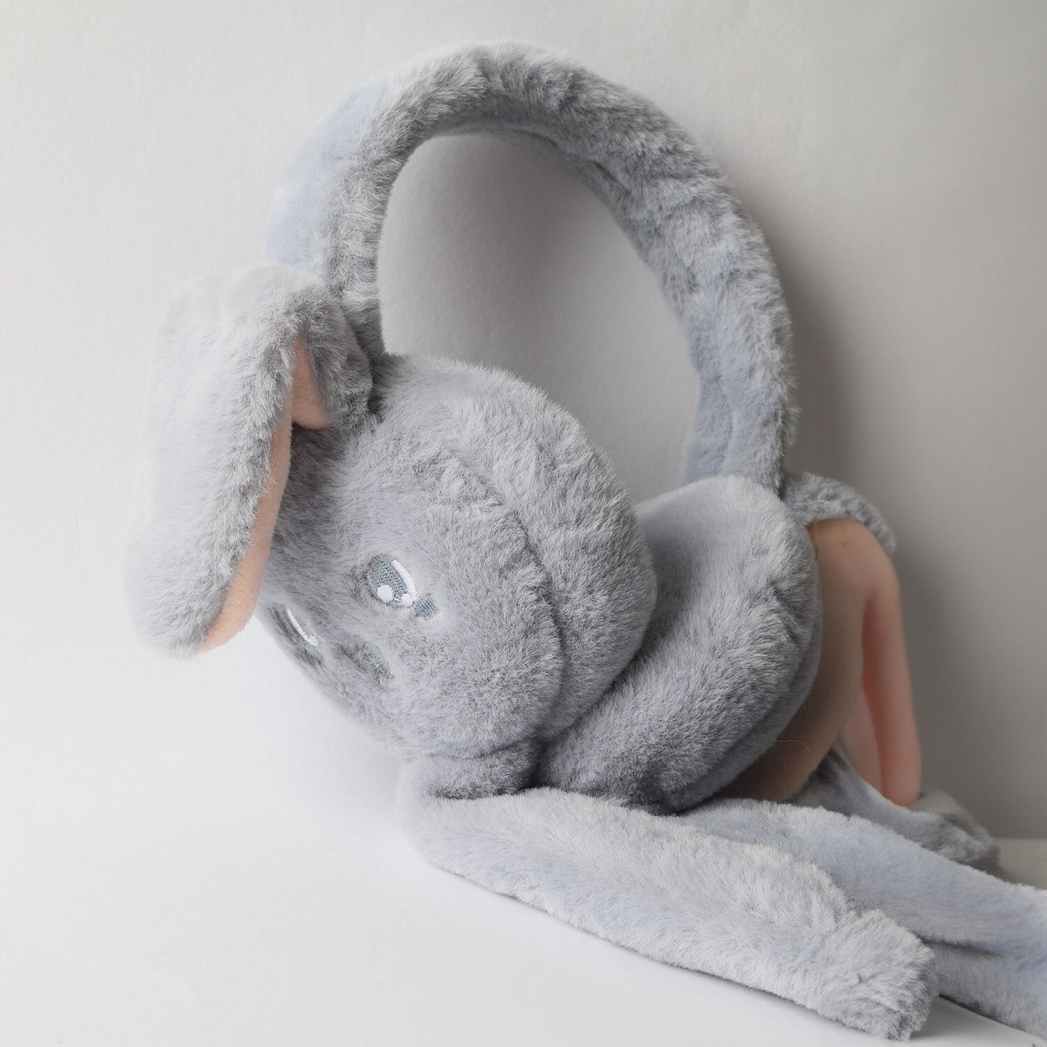 Neesa Peluş Hareketli Tavşan Kulaklık,YüzlüGri