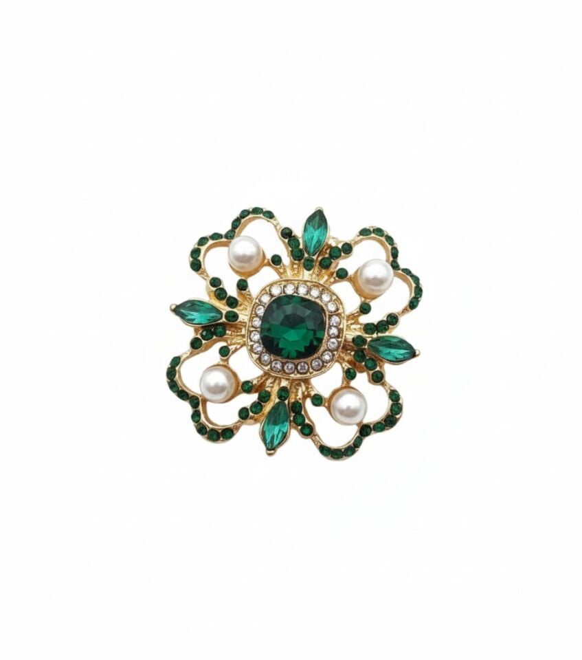 Neesa Yakut ve İnci Taşlı Yonca Broş