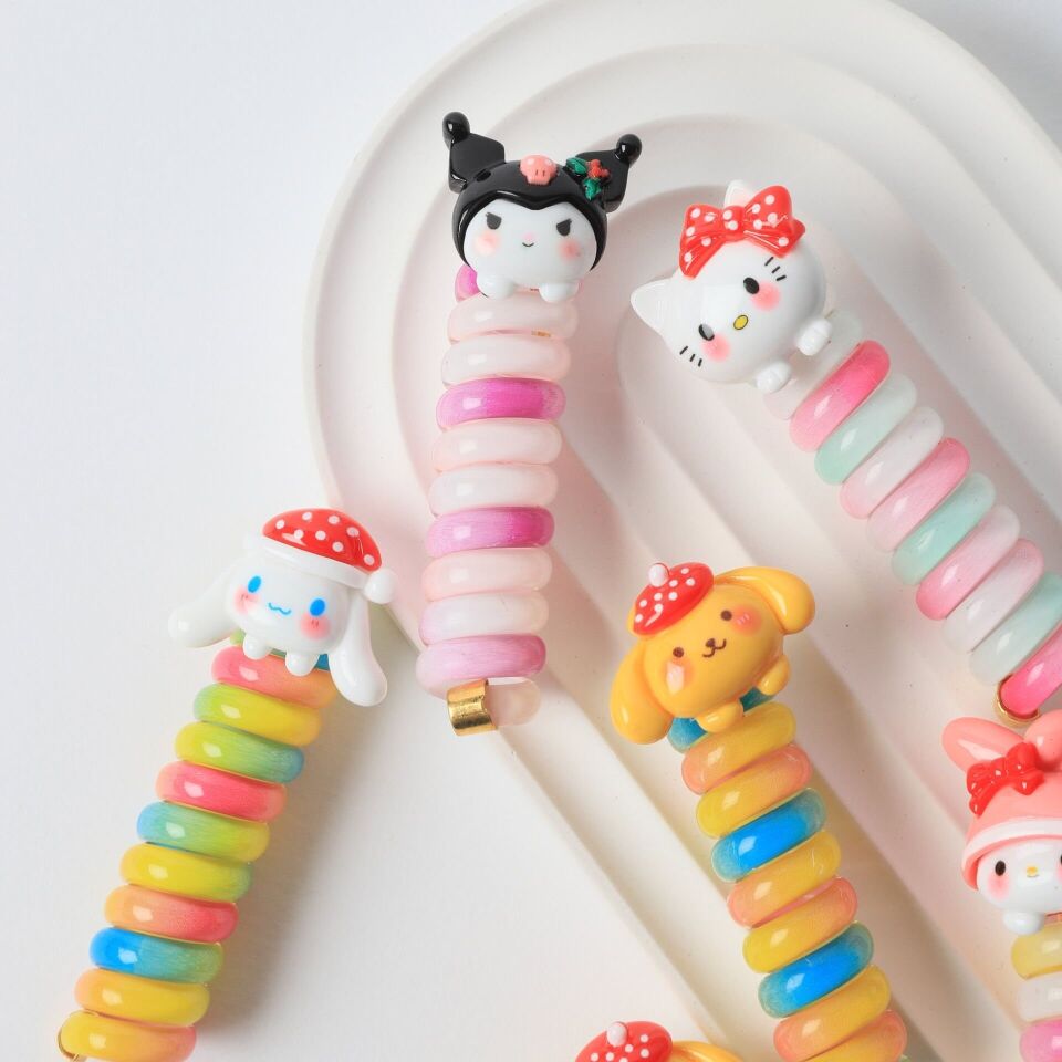 Neesa Burgu Yaylı Saç Tokası Çizgi KarakterSiyah 2