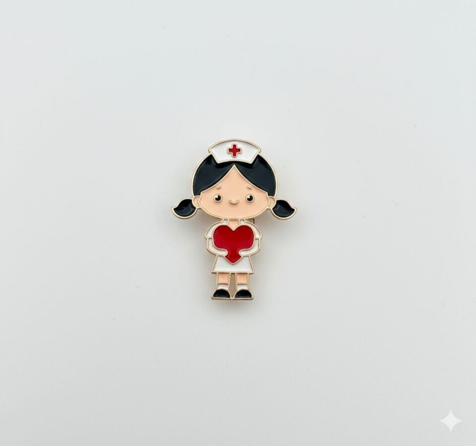 Neesa Hemşire Broş