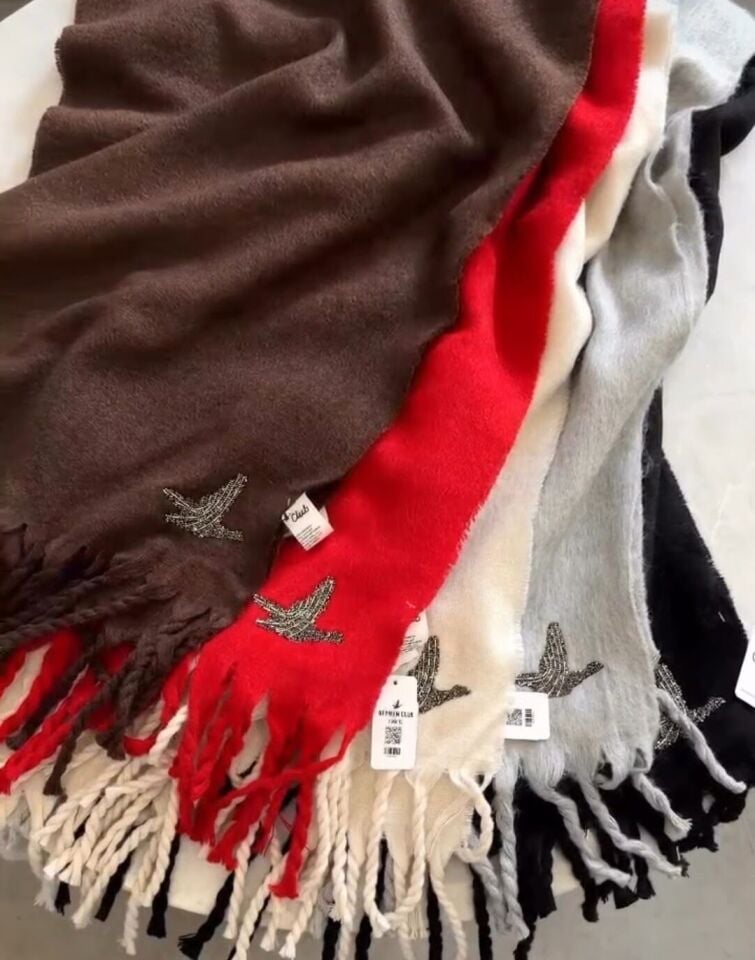 Neesa Bymn Marka Yumoş Şal Gri