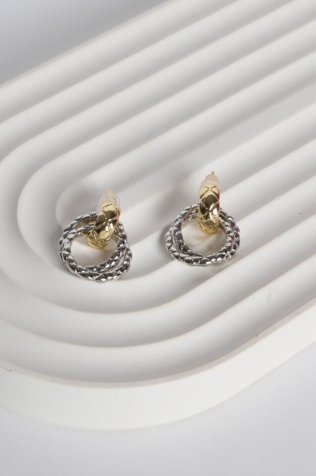 Neesa Çelik Çift Halkalı KüpeSilver-Gold