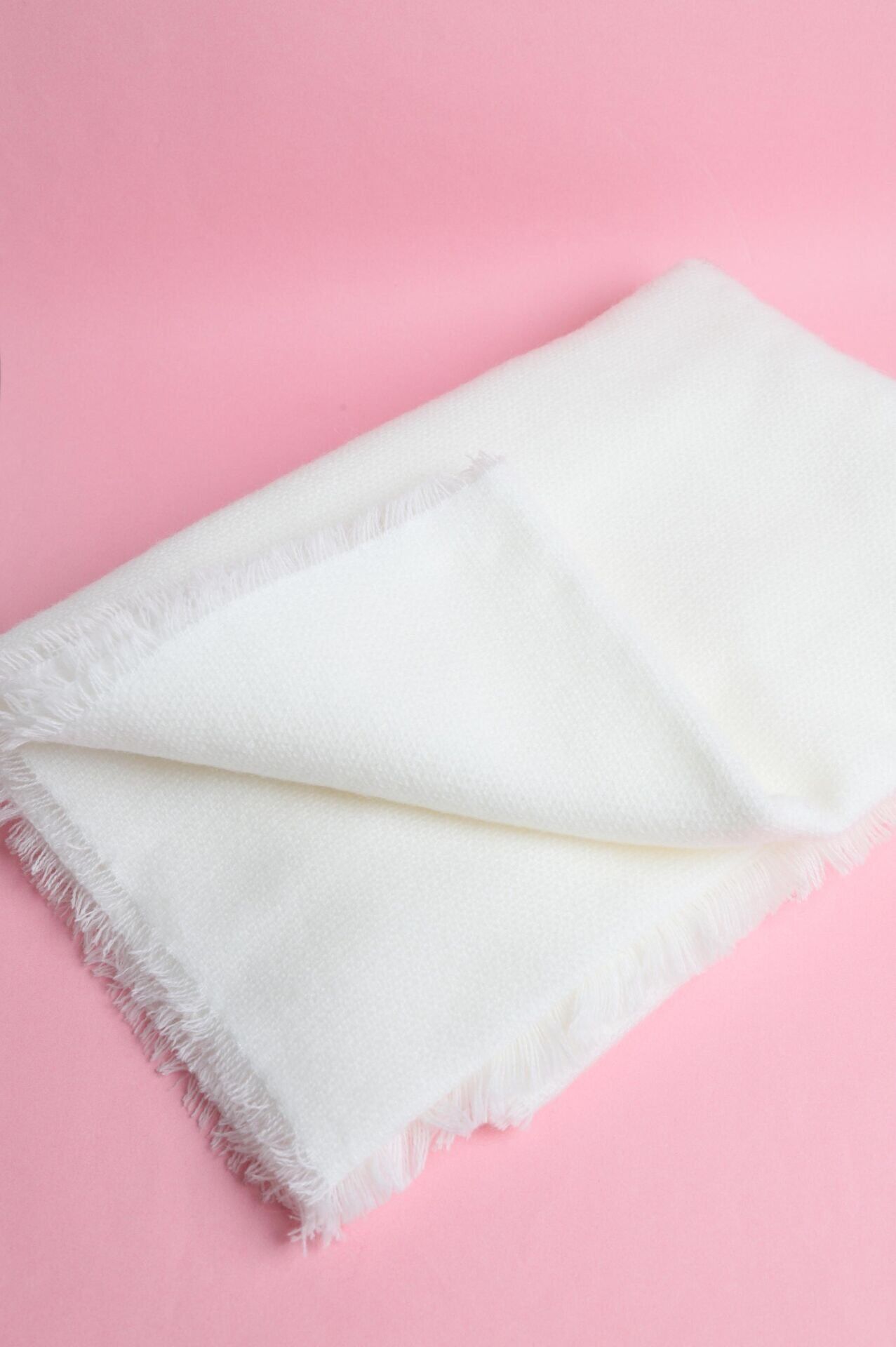 Neesa Beyaz Buklet Şal 70x180