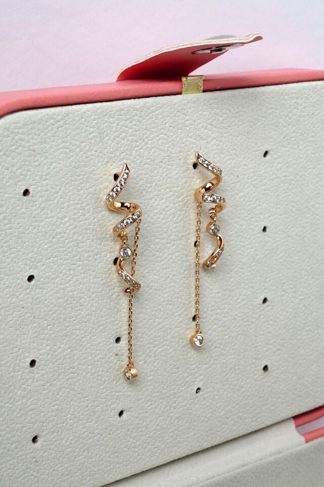 Neesa VIP Spiral Sallantılı Zirkon Taşlı Küpe GoldGold