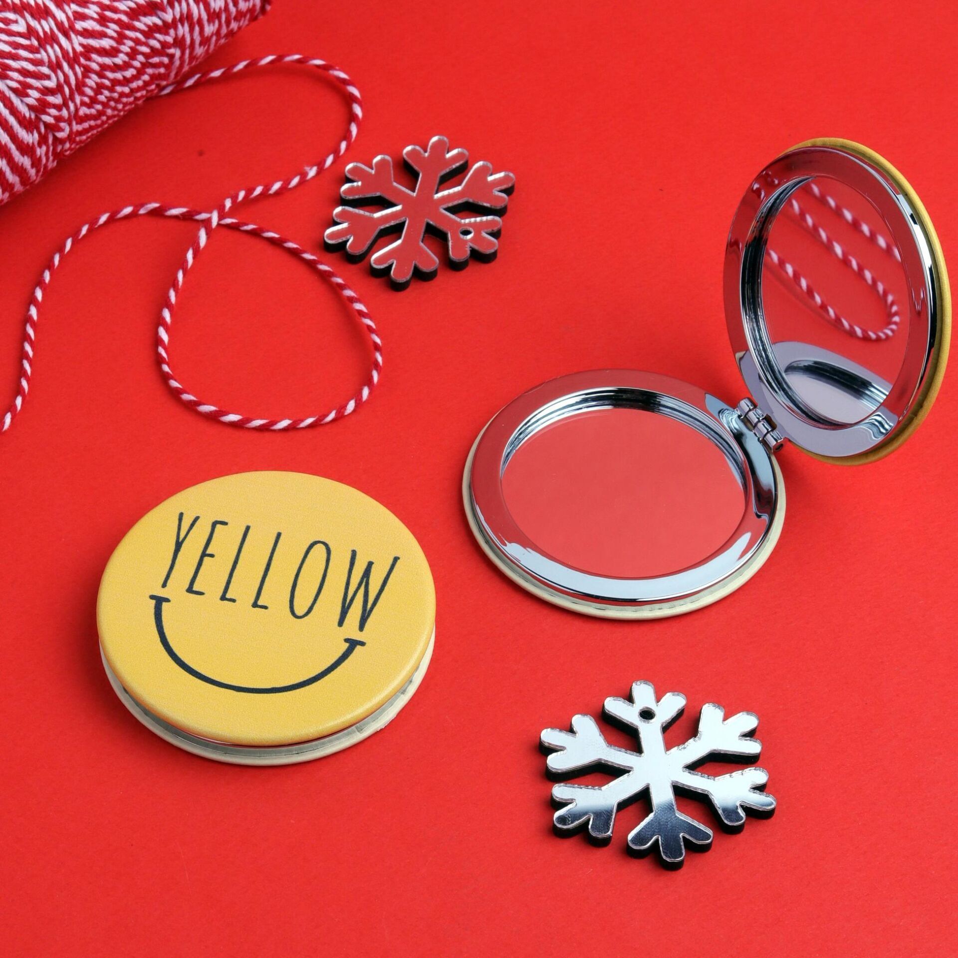 Neesa Renkli Gülen Surat Cep Avuçiçi Aynası 6cmPembe Sarı