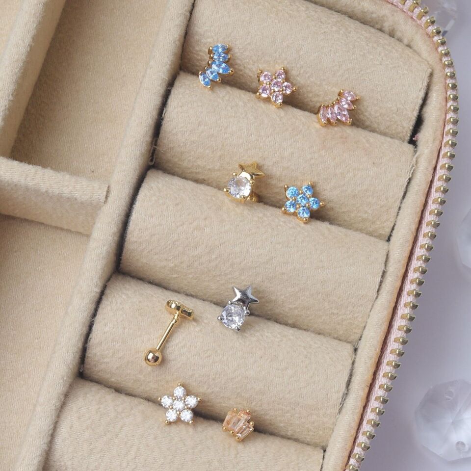 Neesa Özel Seri Tragus Mini Çiçek Küpe Gold Mavi