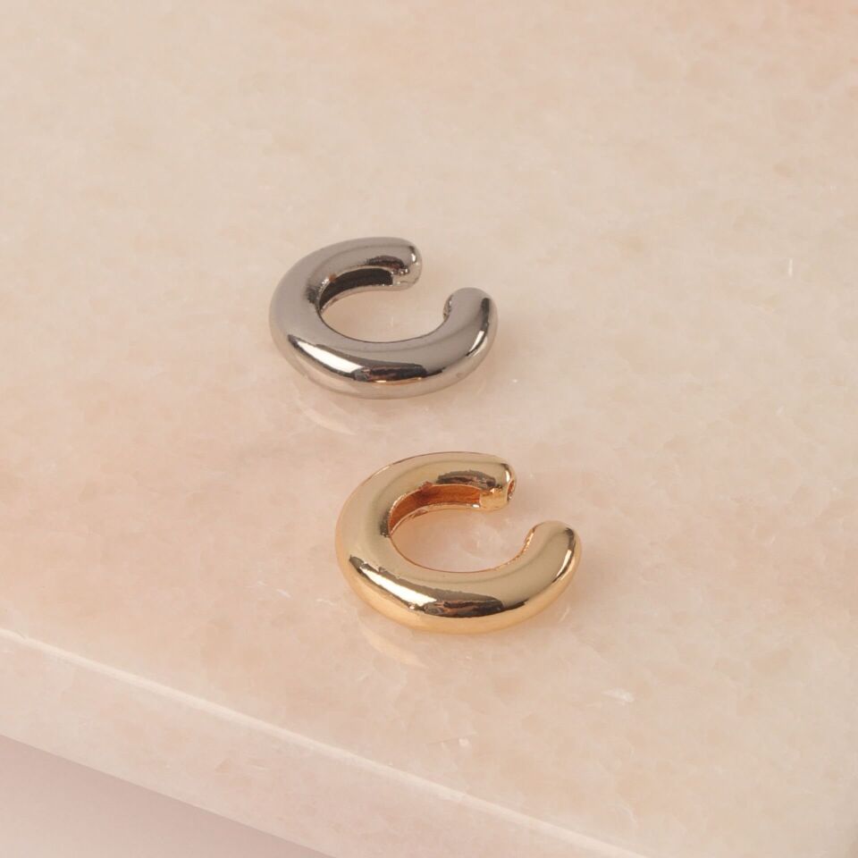 Neesa Özel Seri Kıkırdak Küpe 1.6cmGold