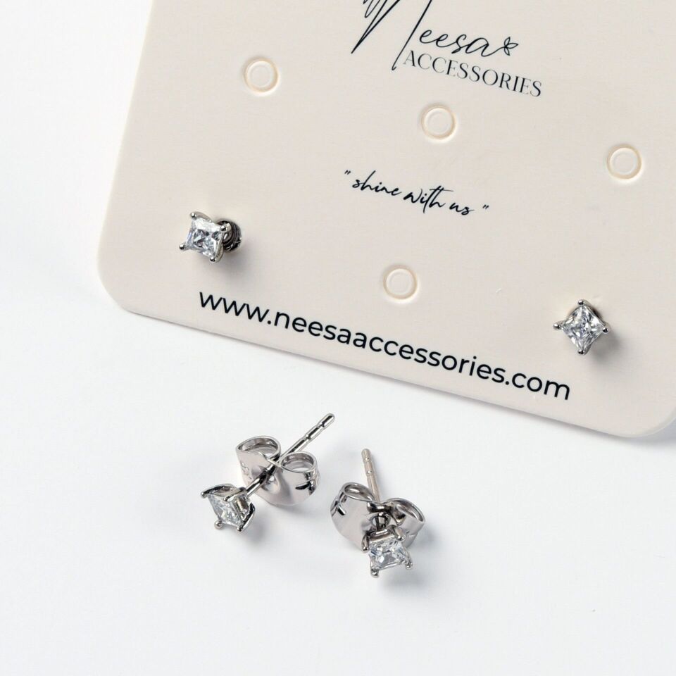 Neesa VIP Tek Taş KüpeGold1 Silver - 1