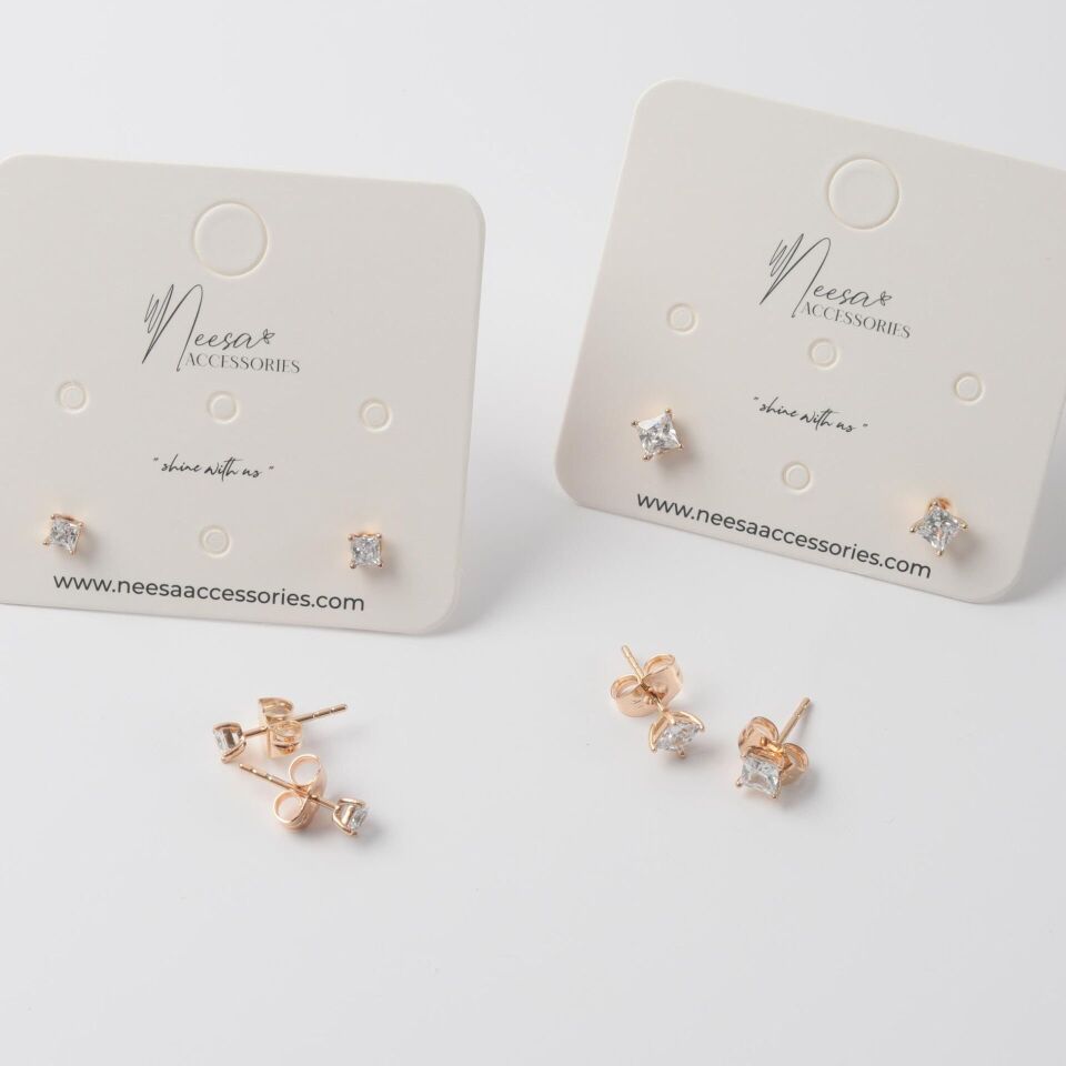 Neesa VIP Tek Taş KüpeGold1 Silver - 3