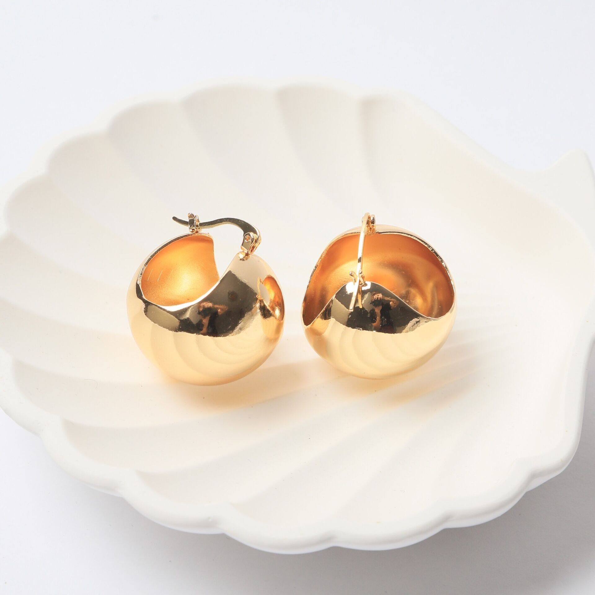 Neesa Özel Seri Top Küpe 24mmGold