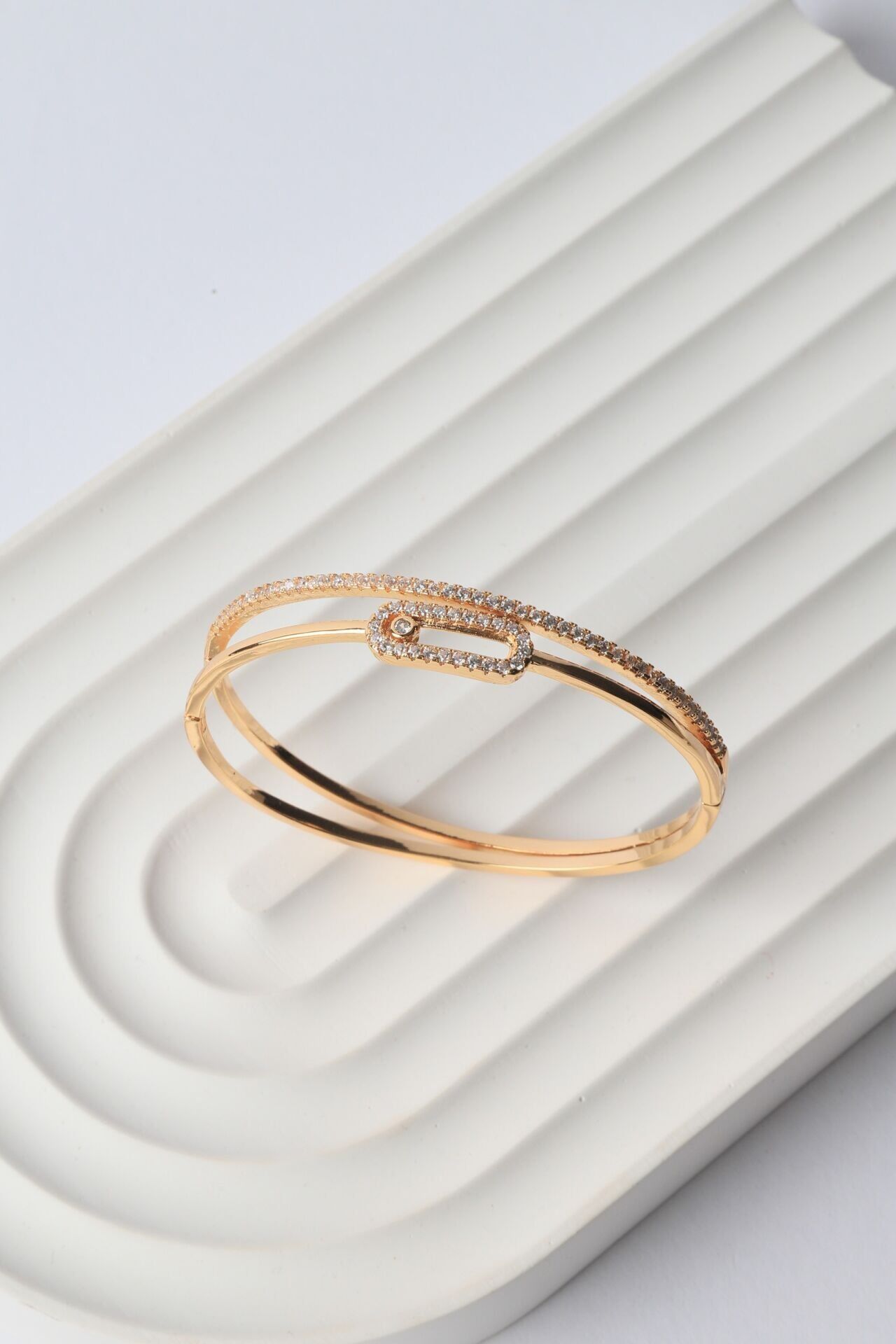 Neesa Çelik KelepçeGold