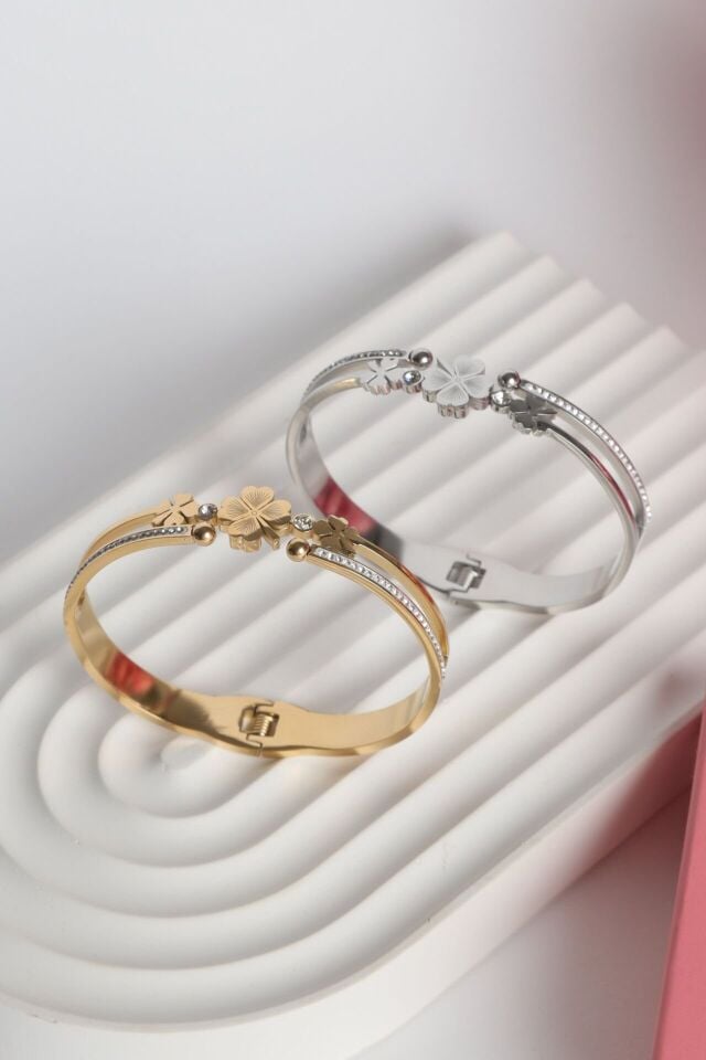 Neesa Çelik Yonca Kelepçe Bileklik Silver