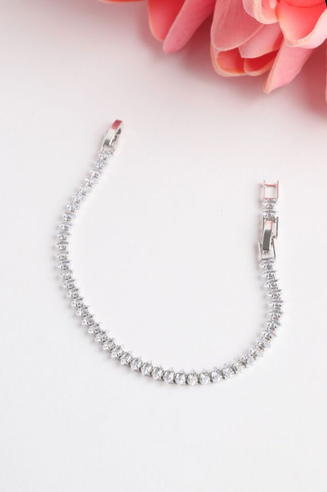 Neesa Çelik Elmas Model Su Yolu Bileklik 17+2cmSilver