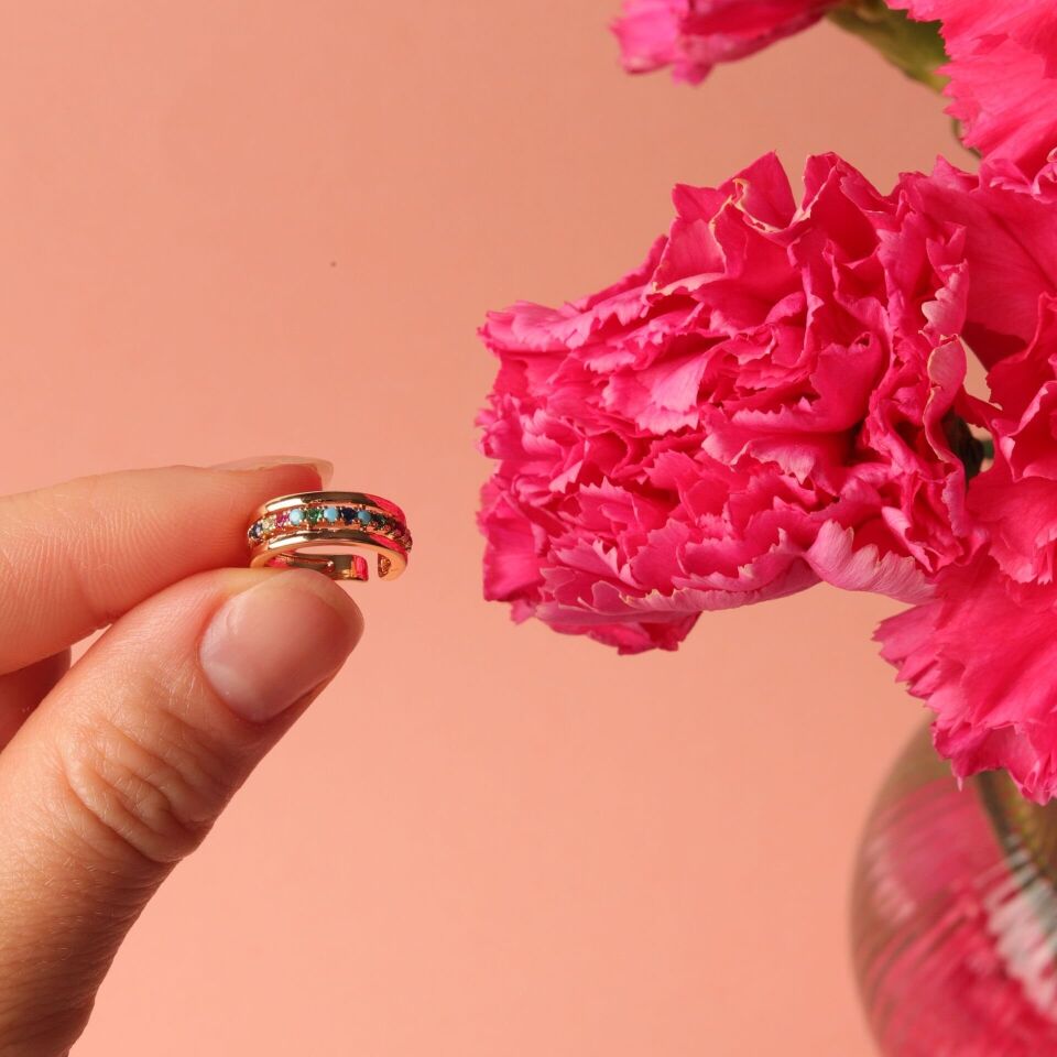 Gold Renkli Zirkon Taşlı Sıkıştırma Kıkırdak Küpe